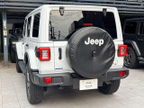 リアから見てもJeepだとすぐに分かります。