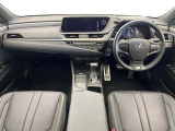 ES 300h Fスポーツ 