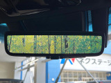 【デジタルインナーミラー】後席の大きな荷物や同乗者で後方が確認しづらい時でも安心!カメラが撮影した車両後方の映像をルームミラー内に表示。クリアな視界で状況の確認が可能です!