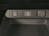 その他にも各種保険、お車の買取(T-UP)、JAF、TSカード、携帯電話などの取扱いをしております。詳しくはスタッフにお尋ねください。