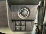 ダイハツディーラーでは「ダイハツ認定U-CAR」という基準を設け、車選びに詳しくないお客様でも「安心して選べる」をご提供しています。