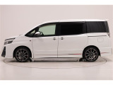 ◇◆GR Garage袋井は国産スポーツカーを中心にトヨタ認定中古車を取り扱う中古車専門店です◆◇ 北海道から沖縄県まで全国販売可能です!別途料金でご自宅まで車両配送も承ります!!