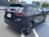 遠方への旅行など、長距離ドライブでも楽しむことができる工夫を多く備えております。本体価格の中には日産中古車の保証である走行距離無制限の『ワイド保証』が含まれております。