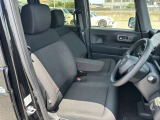 この度は、当店の車両をご覧頂きまして誠にありがとうございます。当店では、遠方ご登録・ご納車(別途費用要)や最長120回の分割お支払い(事前審査要)も承っております。ご不明な点は、お気軽にご相談下さいませ。