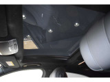 メルセデス独自の厳しいチェックを通過したクルマのみ「サーティファイドカー(認定中古車)」と呼ばれます