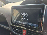 【純正SDナビ】フルセグTVの視聴も可能な高性能&多機能ナビでドライブも快適ですよ☆