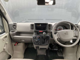 運転席周りの画像です。興味がわいて来ませんか?ゆっくり、じっくりご覧下さい。