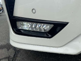 【ライトランプ】暗い夜道やトンネル内など明るい光で照らして運転をサポート。危険な暗所もこれで安心!