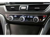 運転席と助手席の温度設定の変更が可能な左右独立タイプのデュアルエアコンです♪♪♪暑がりな人・寒がりな人も誰もが車内を快適にお過ごしいただけます♪♪♪
