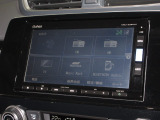 ナビゲーションは純正メモリーナビ(VRU-225CVi)を装着しております。AM、FM、CD、DVD再生、Bluetooth、音楽録音再生、フルセグTVがご使用いただけます。