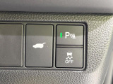 【パワーバックドア】スマートキーや運転席のボタンを押すだけでリアゲートが自動で開閉します!荷物を持っている時や、高い位置にあるバックドアを閉める際に便利な機能です♪