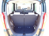 ◆定員乗車時のカーゴルームです。普段のお買い物の荷物やたくさんの収納が可能です。