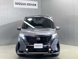 【LEDヘッドランプ&LEDフォグランプ】ハロゲンヘッドランプの約2倍の明るさ!夜の運転も安心です!