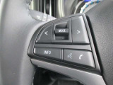 Bluetooth接続対応!ハンドルから手を離さずにハンズフリー通話や音楽の操作ができ、安全で快適なドライブをサポート。