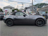 車両右側面です。