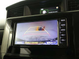 バックモニター付きです。車庫入れも安心してすることができますね♪