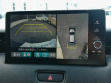 バック駐車が苦手な方や、初めてのお車で不安な方でも後方をナビ画面に映してくれるので、ラクラク停められます。
