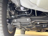 お車を安心してお乗りいただく為には、足回りの定期点検が欠かせません。サービスサポート(有償保証)では無料点検もご提供しており、安心のカーライフをお過ごしいただけるサポート体制が整っています。