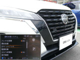 自車からは見えない前方の状況の変化を検知し、玉突き事故の防止をサポートします。インテリジェント FCW(前方衝突予測警報)!