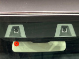 【スズキ セーフティサポート】走行中に前方の車両等を認識し、衝突しそうな時は警報とブレーキで衝突回避と被害軽減をアシスト。より安全にドライブをお楽しみいただけます。