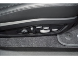 18way電動アダプティブスポーツシート搭載です。