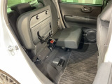 後席をはね上げれば、「もうひとつの荷室」が生まれます。