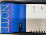 スマートキーは鍵をバッグに入れたままでもドアロックの開閉やエンジンのON・OFFができます。夜間や雨の日も鍵を探さなくて良いので便利です。