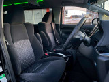 運転席も広々としており運転しやすい環境を実現しています☆