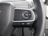 全車速追従機能付ACC(アダプティブクルーズコントロール)を採用し、走行中に先行車の様子を検知しながら、設定した車速の範囲内で先行車との距離のキープを支援します。