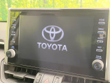 【8インチ ディスプレイオーディオ】大画面のディスプレイはAppleCarPlayやAndroidAutoが利用可能。大きな画面でスマホナビアプリ等が利用いただけます♪