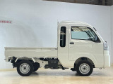 当店では、国家資格を持った整備スタッフがあなたのお車をしっかりサポート!!アフターメンテナンスもすべてお任せ下さい☆