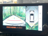 【パノラミックビューモニター】専用のカメラにより、上から見下ろしたような視点で360度クルマの周囲を確認することができます☆死角部分も確認しやすく、狭い場所での切り返しや駐車もスムーズに行えます。