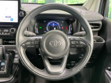 【純正革巻きステアリング】上質な革を使用することで、手にしっかり馴染みとても運転しやすいハンドルです♪