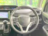【純正革巻きステアリング】上質な革を使用することで、手にしっかり馴染みとても運転しやすいハンドルです♪