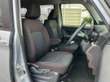 自動車保険も取り扱っておりますの無料で見積りをいたします♪ お客様のお話を伺い、お客様に合った的確なプランをご提案させて頂きます。