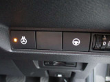 こちらの車には、日産U-CARSの基本保証として、ワイド保証がつきます。保証は、なんと一年間走行無制限。こちらの保証は、全国の日産販売会社で受けることができるので、安心です。