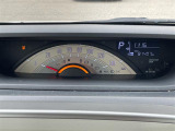 【スピードメーター】メーターがシンプルで見やすく運転しやすいですね!