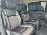 車内もキレイで嫌な臭いもありません☆車内の臭い、汚れが気になる方は内装のスチームクリーナーも施工可能です♪
