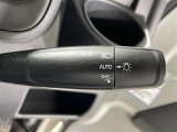 【オートライト(AUTO)】外の明るさをシステムが感知して、自動でヘッドライトが点灯します!ヘッドライトをつけ忘れを防ぐ便利機能です。