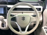【ステアリングスイッチ】運転中、前方から目線をそらすことなく、オーディオ等の操作が可能な便利機能!安心&快適なドライブを演出してくれます♪