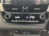 エアコンはオートエアコン付きになります。お好みの温度設定をすれば車内の温度を検知し自動で調整をしてくれます。暑い日や寒い日に特に活躍してくれます。