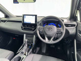 運転席まわりです。 各操作スイッチは使いやすい位置に配置されてます。