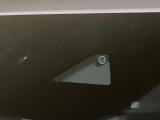 【i-ACTIVESENSE】走行中に前方の車両等を認識し、衝突しそうな時は警報とブレーキで衝突回避と被害軽減をアシスト。より安全にドライブをお楽しみいただけます。