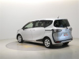 U-CARの販売だけでなく、自動車保険・生命保険・携帯電話の販売も行っております