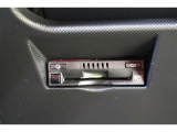 ボイスタイプのETC搭載。高速道路出入口もスマートに通過! 今やマストアイテムですね。納車前には使用できるようにセットアップをさせていただきます。ETCカードの取扱もしておりますのでご相談ください。