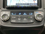 オートエアコンは温度を設定するだけで、自動で風量などを設定してくれます。運転しながら操作も必要ないので、安全性も向上します。