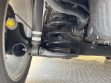 お車を安心してお乗りいただく為には、足回りの定期点検が欠かせません。サービスサポート(有償保証)では無料点検もご提供しており、安心のカーライフをお過ごしいただけるサポート体制が整っています。