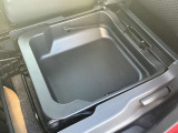 【内装】落ち着いた雰囲気の室内♪シックな内装色でまとまっています。