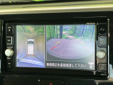 【アラウンドビューモニター】専用のカメラにより、上から見下ろしたような視点で360度クルマの周囲を確認することができます☆死角部分も確認しやすく、狭い場所での切り返しや駐車もスムーズに行えます。