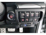 電動リヤゲートは運転席からも開閉可能です。